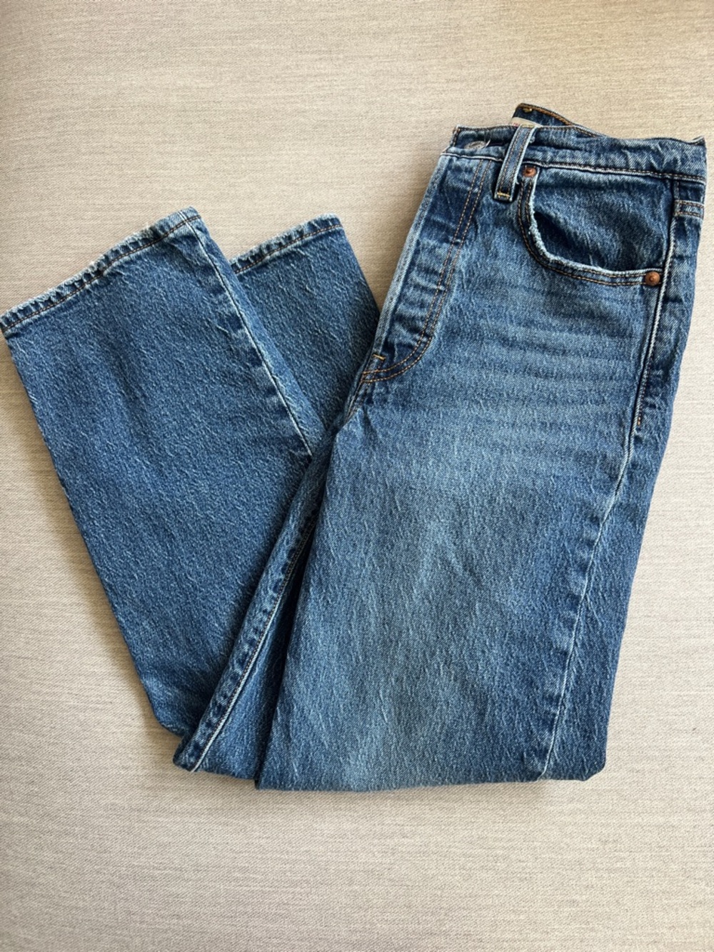 Levi’s Women’s Ribcage Straight Ankle Denim Jeans
